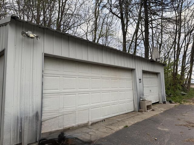 18300 14 Mile Road, Battle Creek, MI 49014