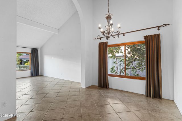 5627 S CROWS NEST Road, Tempe, AZ 85283