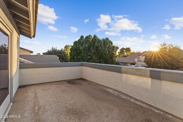 5627 S CROWS NEST Road, Tempe, AZ 85283