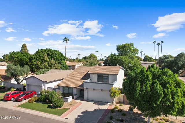 5627 S CROWS NEST Road, Tempe, AZ 85283