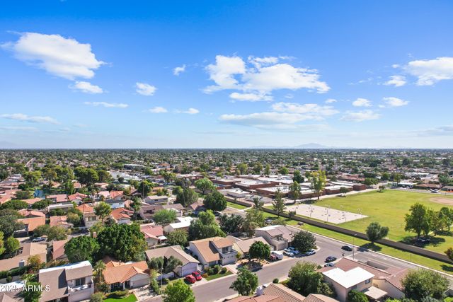 5627 S CROWS NEST Road, Tempe, AZ 85283