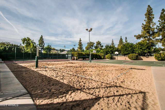 5627 S CROWS NEST Road, Tempe, AZ 85283