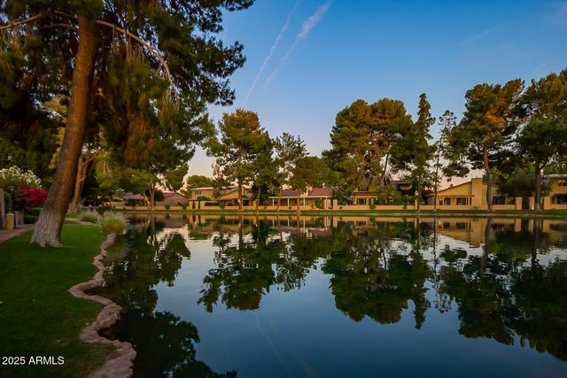 5627 S CROWS NEST Road, Tempe, AZ 85283