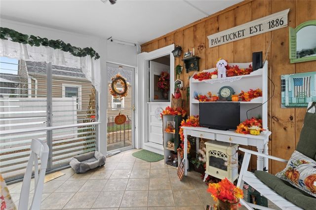 36 Dean Street, Pawtucket, RI 02861