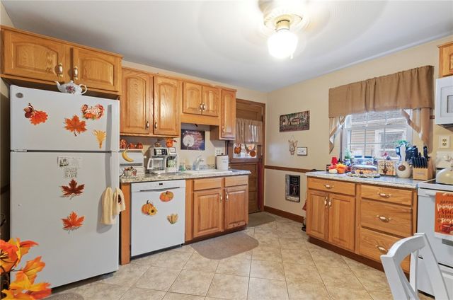 36 Dean Street, Pawtucket, RI 02861