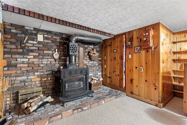 36 Dean Street, Pawtucket, RI 02861