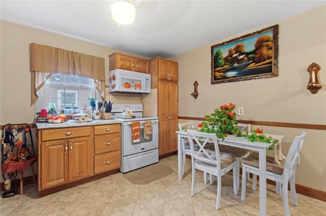 36 Dean Street, Pawtucket, RI 02861