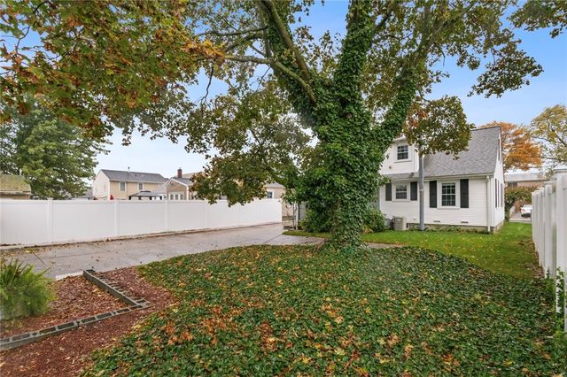 36 Dean Street, Pawtucket, RI 02861