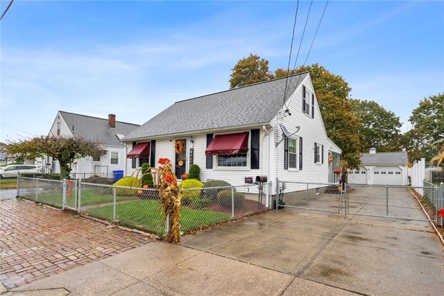 36 Dean Street, Pawtucket, RI 02861
