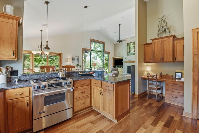 37015 Lower Lake ROAD, Oconomowoc, WI 53066