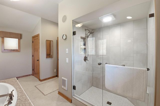 37015 Lower Lake ROAD, Oconomowoc, WI 53066