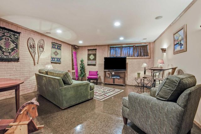 37015 Lower Lake ROAD, Oconomowoc, WI 53066