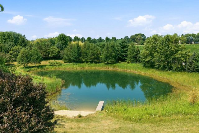 37015 Lower Lake ROAD, Oconomowoc, WI 53066