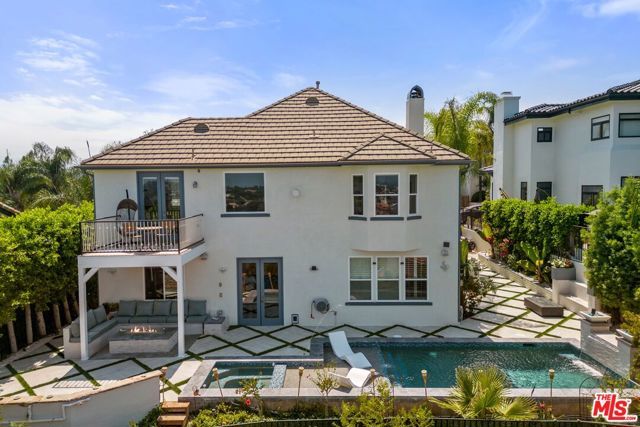 21615 Medina Estates Drive, Woodland Hills (los Angeles), CA 91364