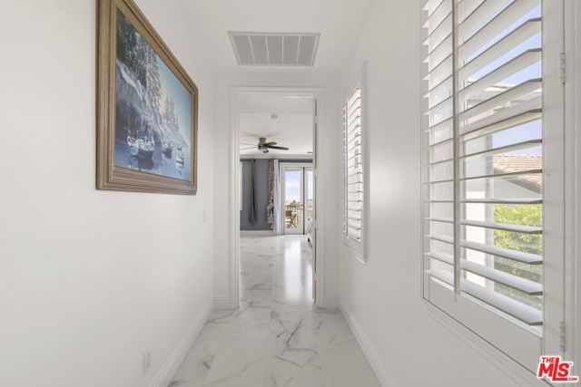 21615 Medina Estates Drive, Woodland Hills (los Angeles), CA 91364
