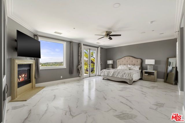 21615 Medina Estates Drive, Woodland Hills (los Angeles), CA 91364