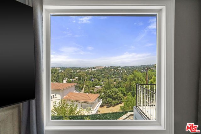 21615 Medina Estates Drive, Woodland Hills (los Angeles), CA 91364