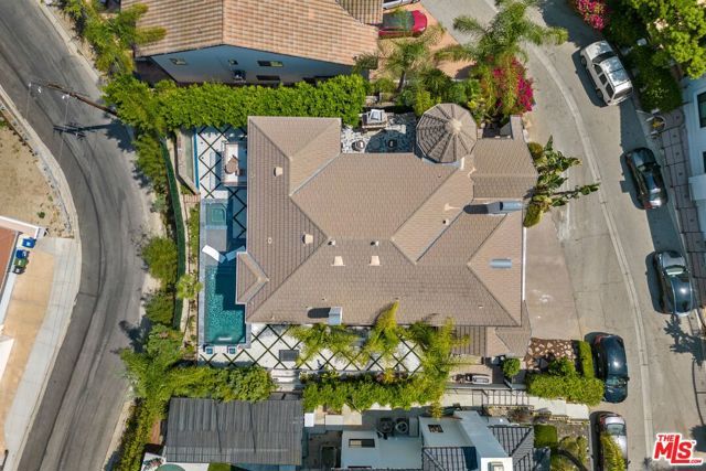 21615 Medina Estates Drive, Woodland Hills (los Angeles), CA 91364