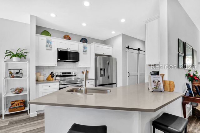 85 Victoria Square Dr, Hilton Head Island, SC 29926