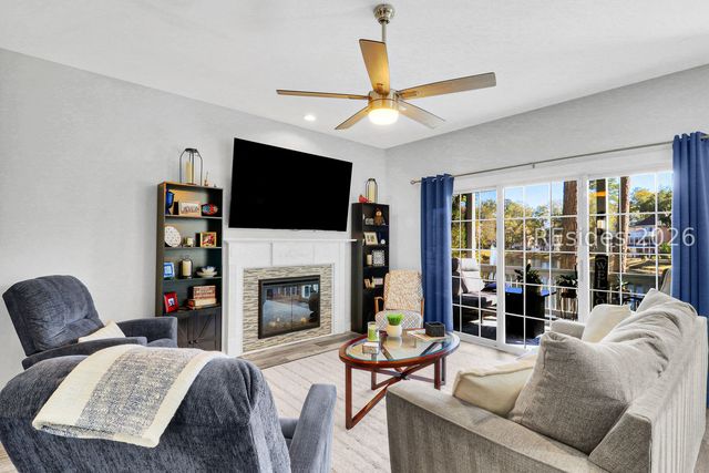 85 Victoria Square Dr, Hilton Head Island, SC 29926