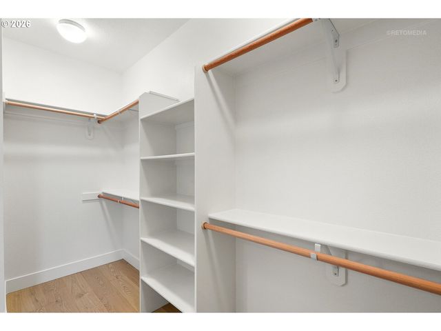 11678 Nw KEARNEY St, Portland, OR 97229