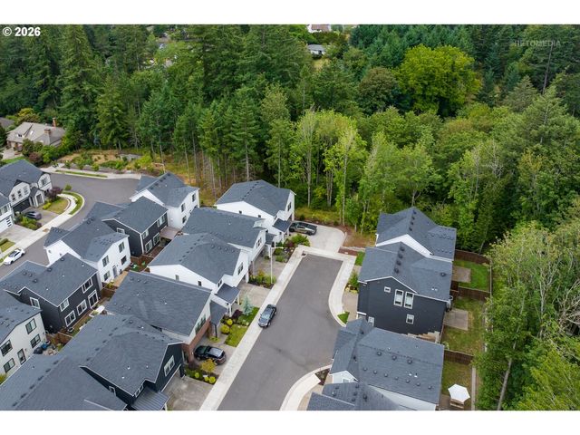 11678 Nw KEARNEY St, Portland, OR 97229