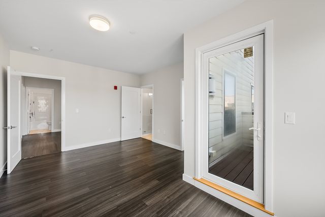 999 Hancock St 502, Quincy, MA 02169