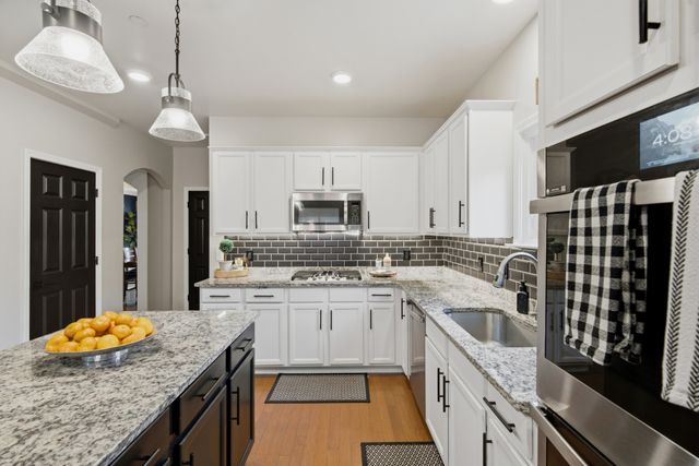 8820 Caswick Ct, Nolensville, TN 37135