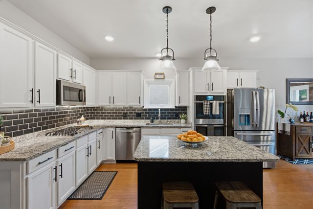 8820 Caswick Ct, Nolensville, TN 37135