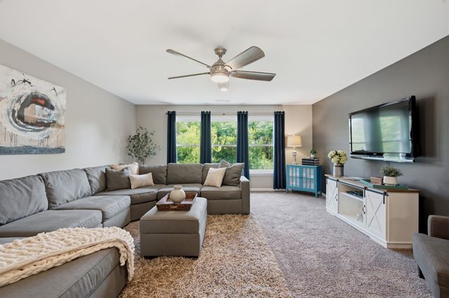8820 Caswick Ct, Nolensville, TN 37135