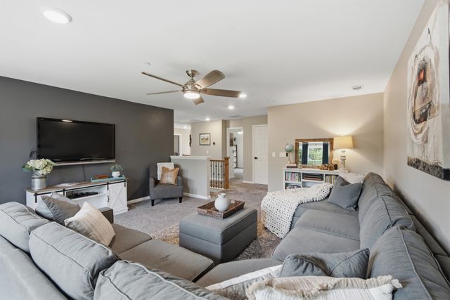 8820 Caswick Ct, Nolensville, TN 37135