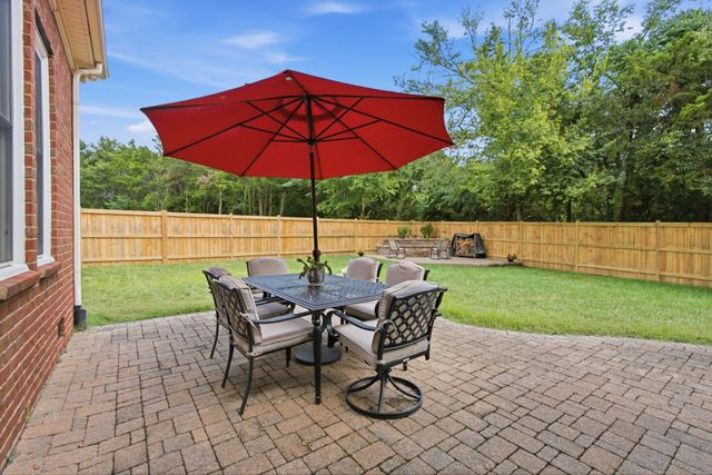 8820 Caswick Ct, Nolensville, TN 37135