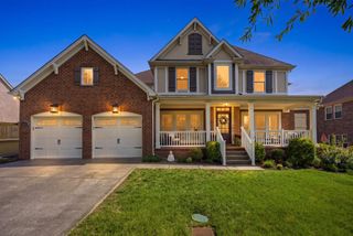 8820 Caswick Ct, Nolensville, TN 37135
