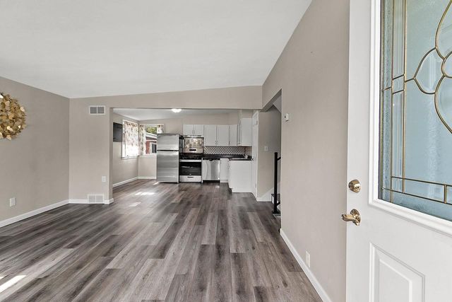 1413 WESTERN AVENUE, Green Bay, WI 54303