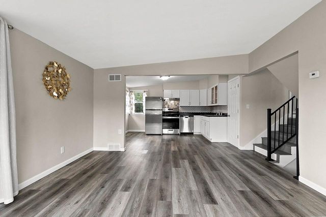 1413 WESTERN AVENUE, Green Bay, WI 54303