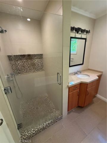 5906 Graves Avenue, Encino, CA 91316