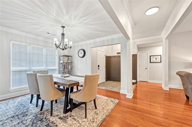 701 SW Maidstone Avenue, Bentonville, AR 72712