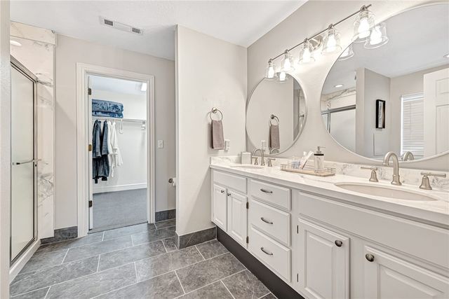 701 SW Maidstone Avenue, Bentonville, AR 72712