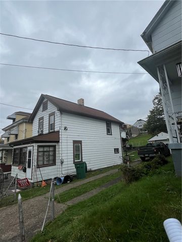 924 Locust Avenue, Monessen, PA 15062