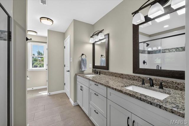 7730 Weaver Avenue, Maplewood, MO 63143