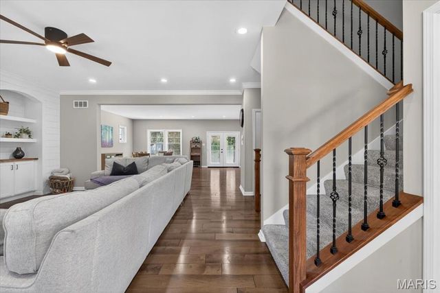 7730 Weaver Avenue, Maplewood, MO 63143