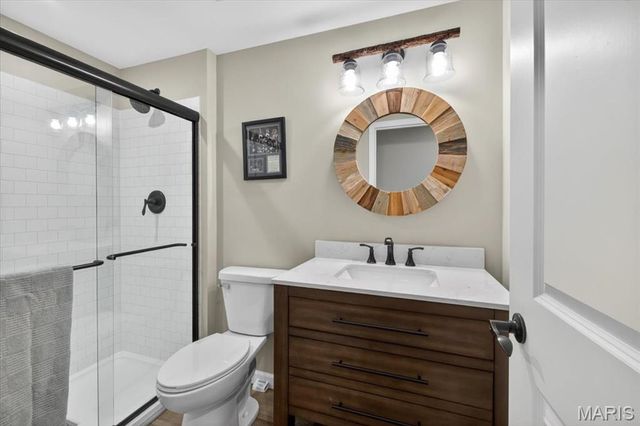 7730 Weaver Avenue, Maplewood, MO 63143