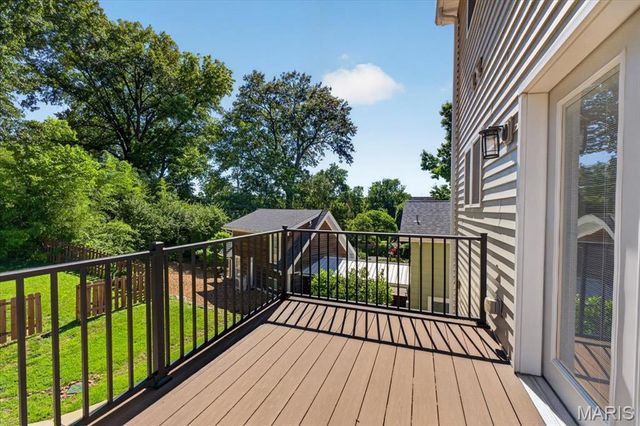 7730 Weaver Avenue, Maplewood, MO 63143