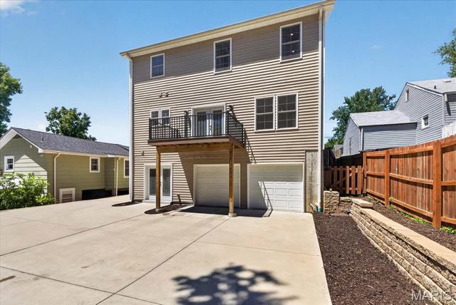 7730 Weaver Avenue, Maplewood, MO 63143