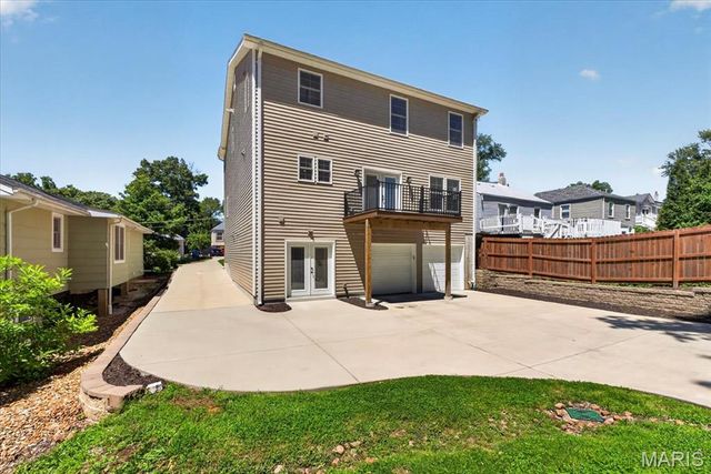 7730 Weaver Avenue, Maplewood, MO 63143