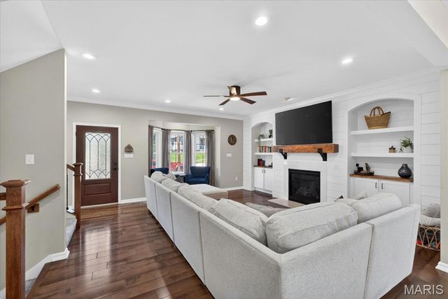 7730 Weaver Avenue, Maplewood, MO 63143