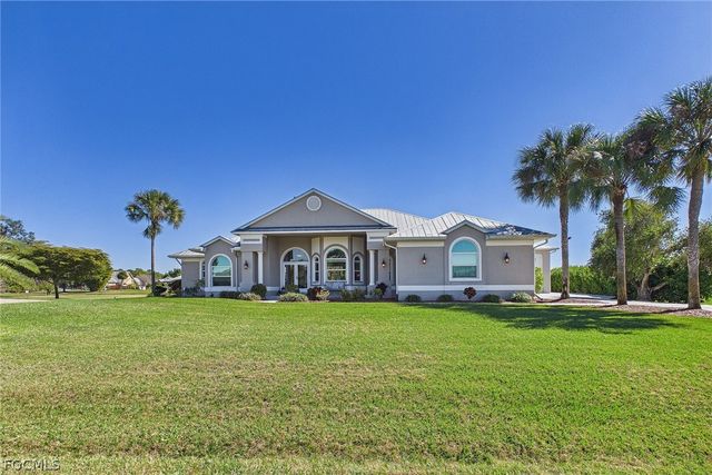 18220 Riverchase CT, Alva, FL 33920