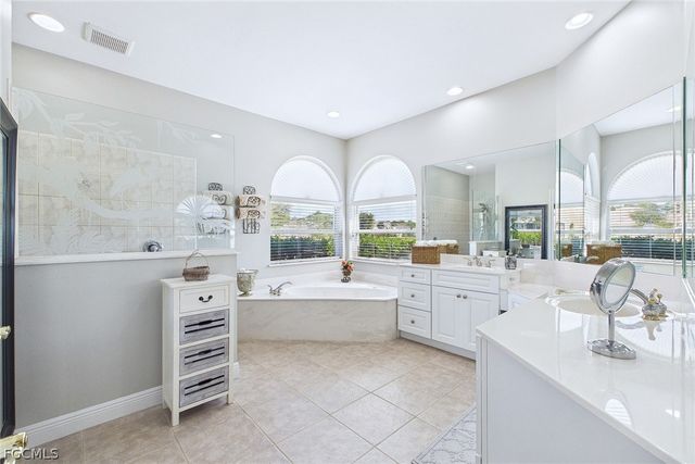 18220 Riverchase CT, Alva, FL 33920