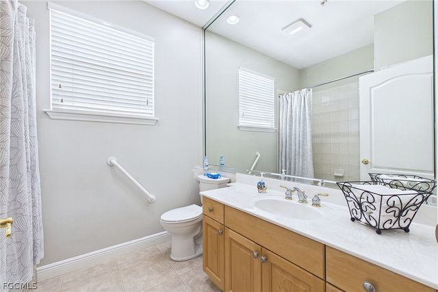 18220 Riverchase CT, Alva, FL 33920