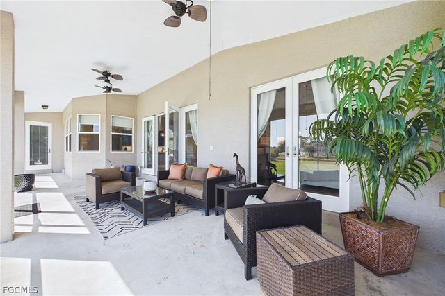 18220 Riverchase CT, Alva, FL 33920